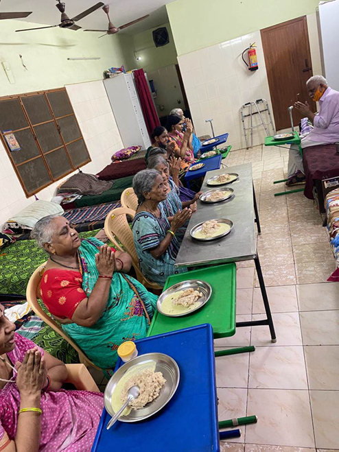 Food delivery volunteer